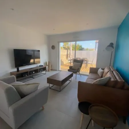 בית נופש Maison 3 Chbres 3 Etoiles St Gilles X De Vie