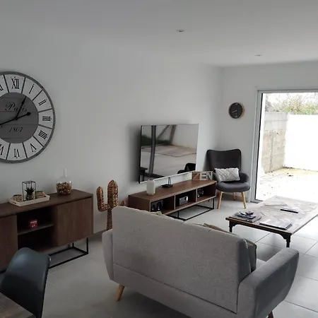 度假居 Maison 3 Chbres 3 Etoiles St Gilles X De Vie