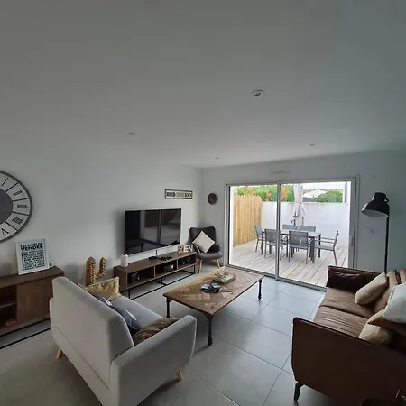 Maison 3 Chbres 3 Etoiles St Gilles X De Vie 度假居 圣吉尔-克鲁瓦德维